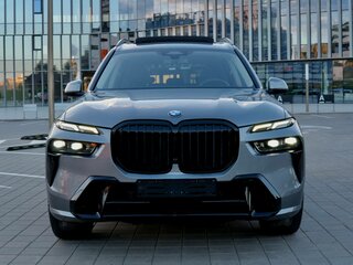 2025 BMW X7 40i I (G07) Рестайлинг, серый, 6399999 рублей, вид 3