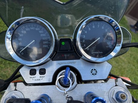 1998 Yamaha XJR1300, серебристый, 450000 рублей, вид 5