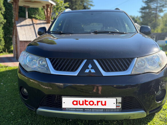 2008 Mitsubishi Outlander II, чёрный - вид 1