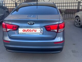 2015 Kia Rio III Рестайлинг, голубой, 750000 рублей, вид 4