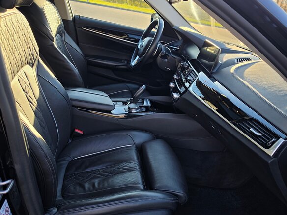 2019 BMW 5 серии 520d VII (G30/G31/G38), чёрный, 4200000 рублей - вид 5