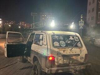 2000 Lada (ВАЗ) 2121 (4x4) Фора I Рестайлинг, белый, 170000 рублей, вид 4