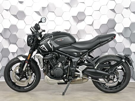 2021 Triumph Trident 660, чёрный, 727000 рублей, вид 4