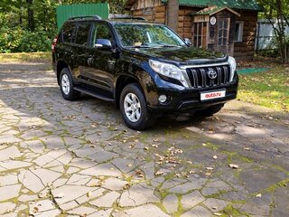 2014 Toyota Land Cruiser Prado 4-speed 150 Series Рестайлинг 1, чёрный, 3500000 рублей, вид 1