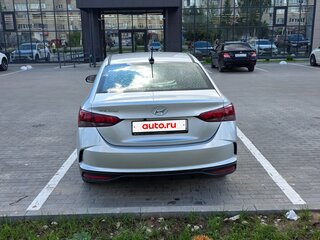 2020 Hyundai Solaris II Рестайлинг, серебристый, 1570000 рублей, вид 3
