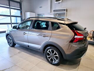 2026 Lada (ВАЗ) Iskra SW Cross, коричневый, 1842000 рублей, вид 3