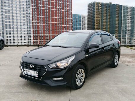 2018 Hyundai Solaris II, чёрный, 1150000 рублей, вид 1