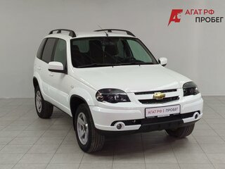 2019 Chevrolet Niva I Рестайлинг, белый, 891000 рублей, вид 3