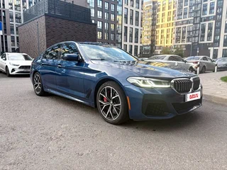 2020 BMW 5 серии 540i xDrive VII (G30/G31/G38) Рестайлинг, синий, 6300000 рублей, вид 1