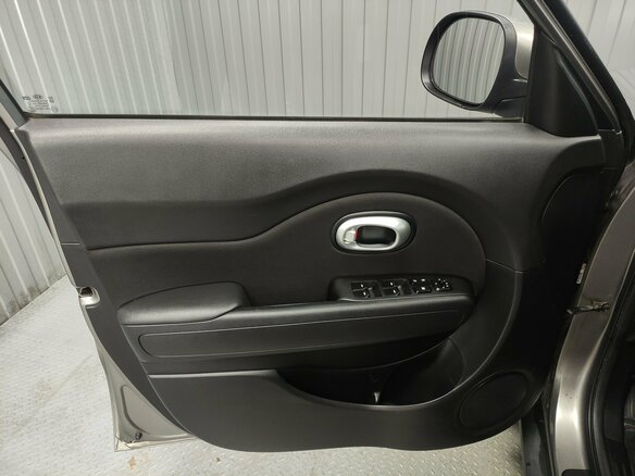 2015 Kia Soul II, серый, 1290000 рублей - вид 13