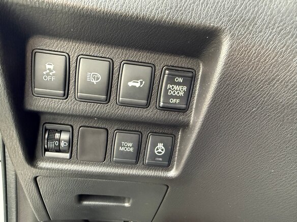 2014 Nissan Pathfinder IV, серебристый, 1690000 рублей - вид 20