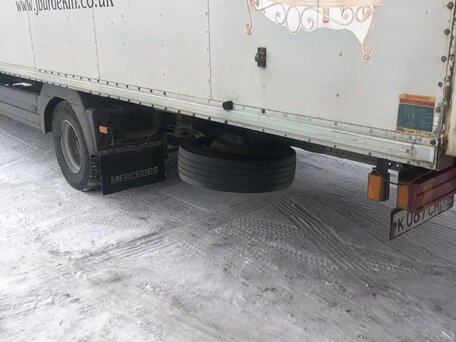 2003 Mercedes-Benz Atego, белый, 3000000 рублей, вид 3