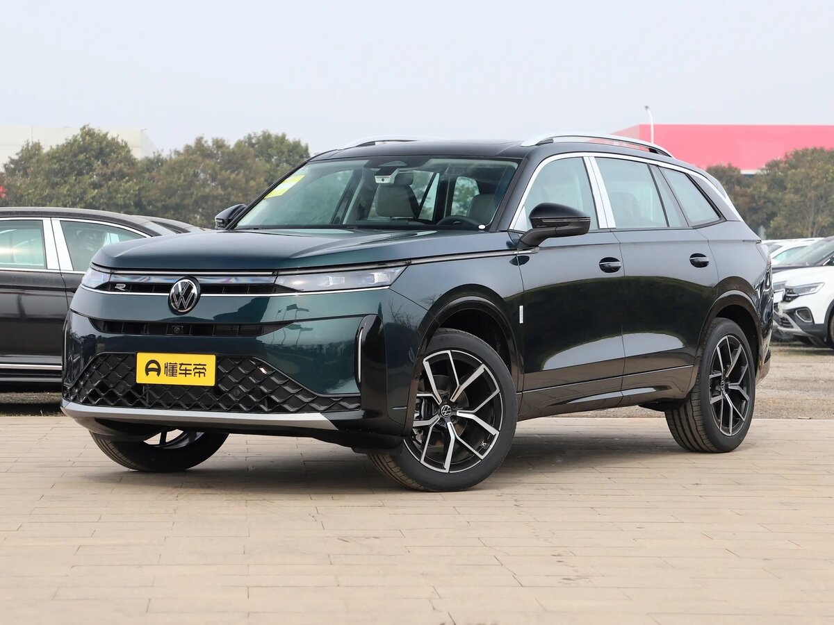 Открыть фотографии: Volkswagen Tavendor I Рестайлинг