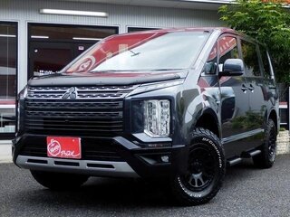 2022 Mitsubishi Delica D:5 I Рестайлинг, серебристый, 2590099 рублей, вид 1