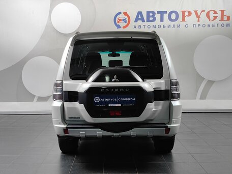 2015 Mitsubishi Pajero IV Рестайлинг 2, белый, 2272000 рублей, вид 4