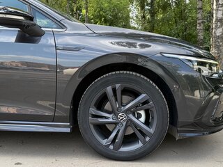 2023 Volkswagen Golf VIII, чёрный, 1900000 рублей, вид 5