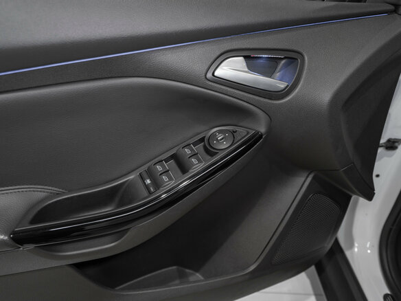 2014 Ford Focus III, белый, 1075000 рублей - вид 18
