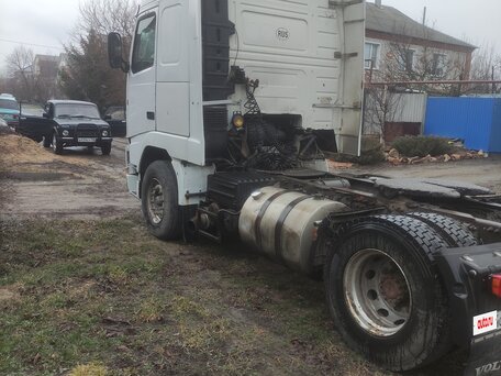 1996 Volvo FH, белый, 1150000 рублей, вид 4
