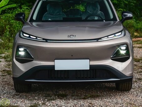 2026 Changan Qiyuan Q05 40.3 kWh II, серебристый, 2490000 рублей, вид 3