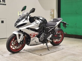 2024 Suzuki GSX-8R, серебристый, 884000 рублей, вид 4
