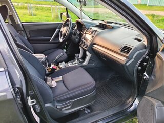 2014 Subaru Forester IV, серый, 1550000 рублей, вид 4
