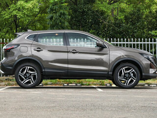 2025 Nissan Qashqai II Рестайлинг 2, белый, 2350000 рублей, вид 4