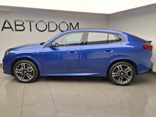 2025 BMW X2 xDrive25i II (U10), синий, 6985000 рублей, вид 4
