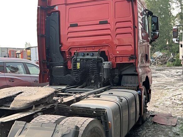 2023 Sinotruk Sitrak C7H, красный, 3040000 рублей - вид 2