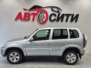 2016 Chevrolet Niva I Рестайлинг, серебристый, 620000 рублей, вид 4