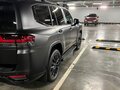 2024 Toyota Land Cruiser 300 Series, чёрный, 13700000 рублей - вид 6