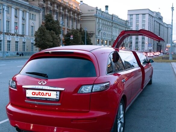 2007 Infiniti FX35 I (S50) Рестайлинг, красный, 4500000 рублей - вид 11