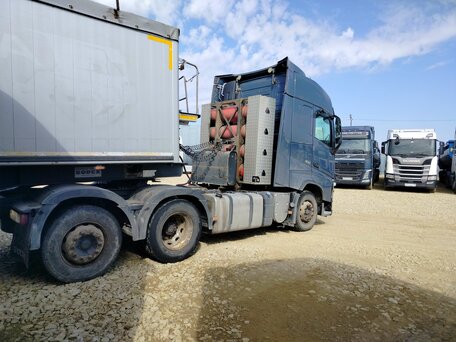 2019 Volvo FH, синий, 6900800 рублей, вид 3