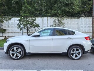 2011 BMW X6 50i 8-speed I (E71), белый, 1650000 рублей, вид 3