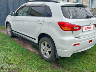 2011 Mitsubishi ASX I, белый, 1200000 рублей, вид 4