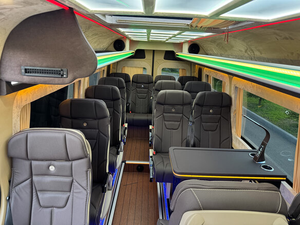 2025 Mercedes-Benz Sprinter, чёрный, 23990000 рублей - вид 12