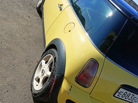 2002 Mini Hatch Cooper I (R50), жёлтый, 525000 рублей - вид 5