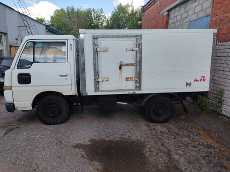 1989 Nissan Atlas, белый, 450000 рублей, вид 4