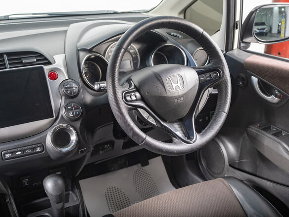 2011 Honda Fit Shuttle I, белый, 1069000 рублей - вид 8