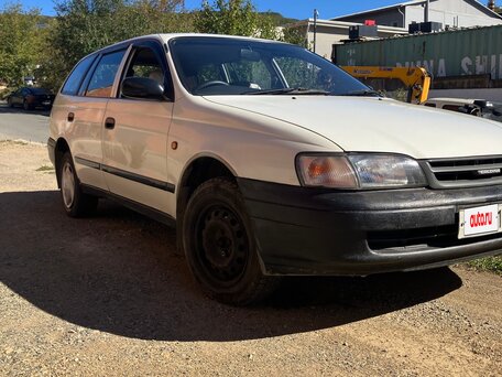 1995 Toyota Caldina I, белый, 290000 рублей, вид 1