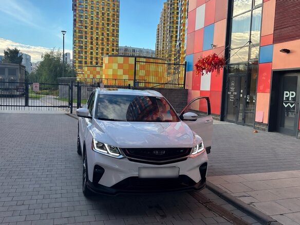 2020 Geely Binyue I, белый - вид 3