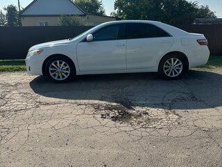 2010 Toyota Camry VI (XV40) Рестайлинг, белый, 1317000 рублей, вид 1