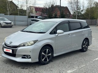 2012 Toyota Wish II Рестайлинг, серебристый, 1430000 рублей, вид 1