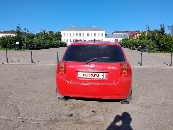 2005 Toyota Corolla IX (E120, E130) Рестайлинг, красный, 300000 рублей - вид 2