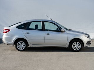 2022 Lada (ВАЗ) Granta I Рестайлинг, серый, 690000 рублей, вид 5