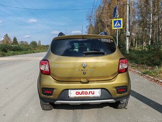 2017 Renault Sandero Stepway II, золотистый, 1169999 рублей, вид 4