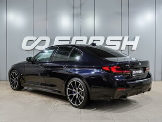 2020 BMW 5 серии 520d xDrive VII (G30/G31/G38) Рестайлинг, синий, 3899000 рублей, вид 2