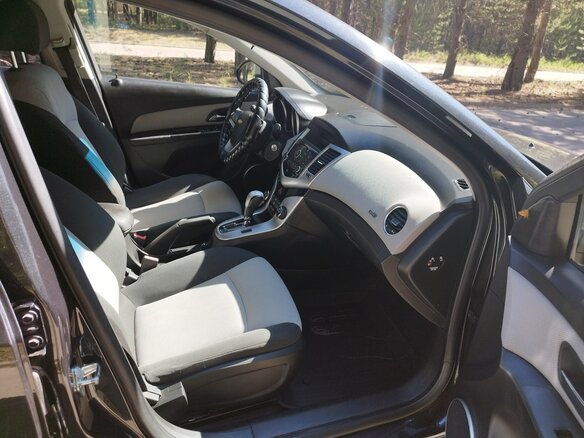 2012 Chevrolet Cruze I, чёрный, 850000 рублей - вид 24