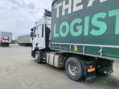2018 Renault T-Series, белый, 5500000 рублей, вид 4