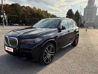 2022 BMW X5 45e IV (G05/G18), чёрный, 8880000 рублей, вид 1