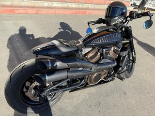 2023 Harley-Davidson Sportster S, чёрный, 1800000 рублей, вид 4